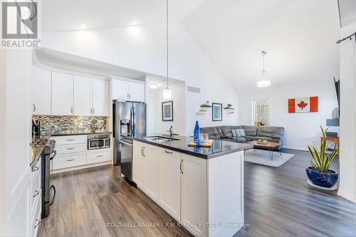 222 Strachan Street, Port Hope, ON - Indoor Photo Showing Kitchen With Upgraded Kitchen