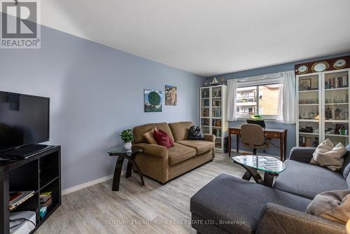 208 - 54 Tripp Boulevard, Quinte West, ON - Indoor Photo Showing Living Room