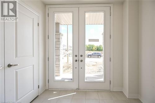 377 Provident Way, Hamilton, ON - Indoor Photo Showing Other Room