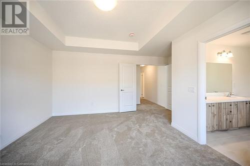 377 Provident Way, Hamilton, ON - Indoor Photo Showing Other Room