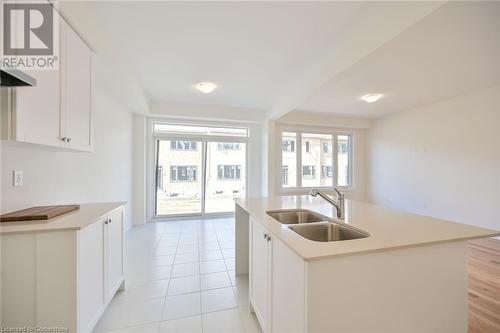 377 Provident Way, Hamilton, ON - Indoor Photo Showing Kitchen With Double Sink