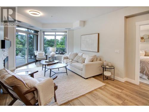 3533 Carrington Road Unit# 214, West Kelowna, BC - Indoor Photo Showing Living Room