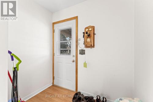 981 Partington Avenue W, Windsor, ON - Indoor Photo Showing Other Room