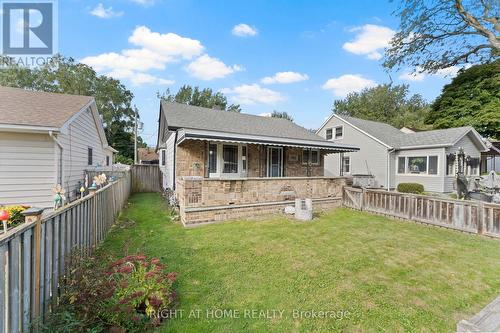 981 Partington Avenue W, Windsor, ON - Outdoor With Deck Patio Veranda