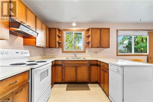 153 3Rd Street, Hanover, ON - Indoor Photo Showing Kitchen With Double Sink