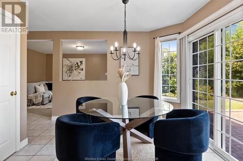 998 Fielding Court, Windsor, ON - Indoor Photo Showing Dining Room