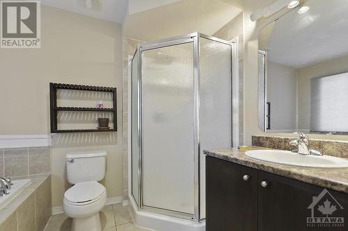 361 Royal Fern Way, Ottawa, ON - Indoor Photo Showing Bathroom