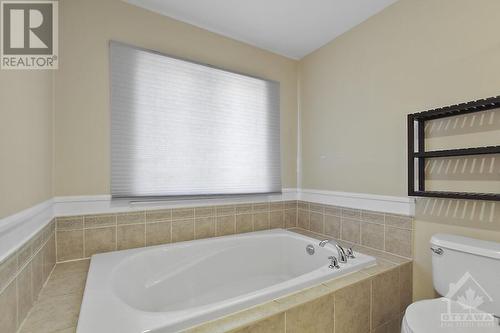 361 Royal Fern Way, Ottawa, ON - Indoor Photo Showing Bathroom