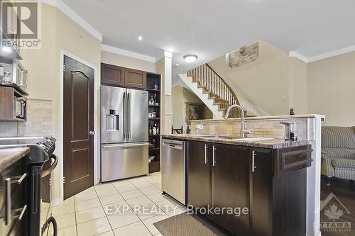 361 Royal Fern Way, Ottawa, ON - Indoor Photo Showing Kitchen