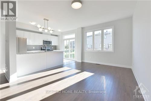 505 Winterset Road, Ottawa, ON - Indoor Photo Showing Kitchen