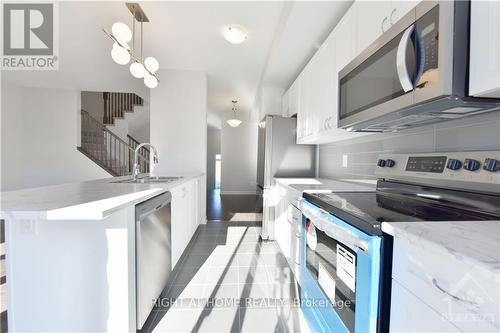 505 Winterset Road, Ottawa, ON - Indoor Photo Showing Kitchen With Stainless Steel Kitchen