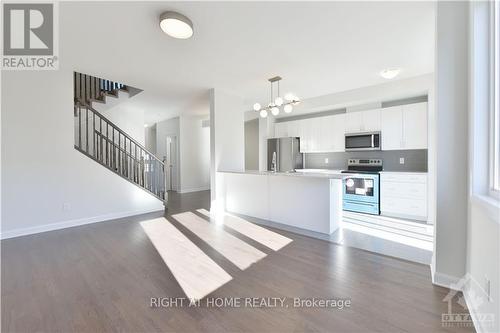 505 Winterset Road, Ottawa, ON - Indoor Photo Showing Kitchen