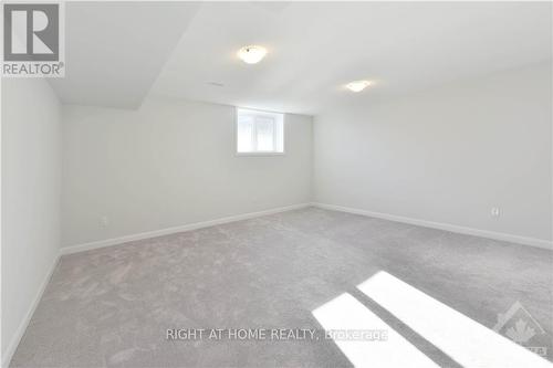 505 Winterset Road, Ottawa, ON - Indoor Photo Showing Other Room