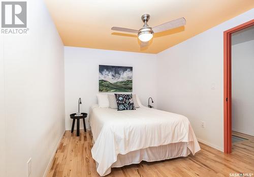 335 E Avenue S, Saskatoon, SK - Indoor Photo Showing Bedroom