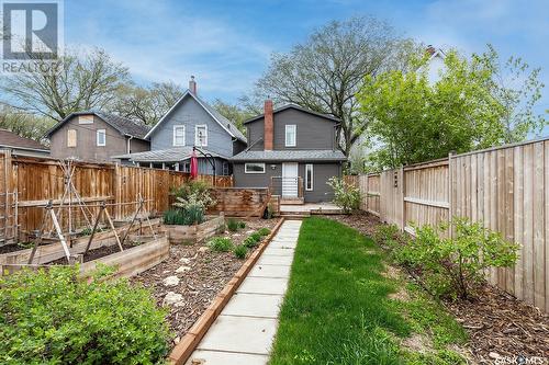 335 E Avenue S, Saskatoon, SK - Outdoor