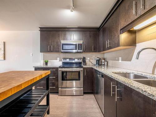 403 15 Kings Wharf Place, Dartmouth, NS 