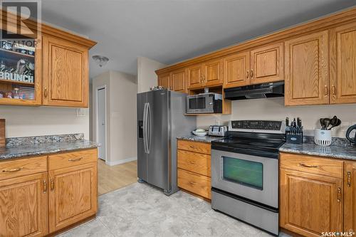 5 Lambs Lane, Prince Albert, SK - Indoor Photo Showing Kitchen