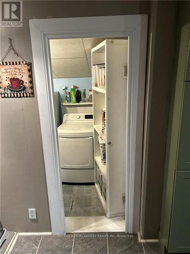 185 4Th Street, Arran-Elderslie, ON - Indoor Photo Showing Laundry Room