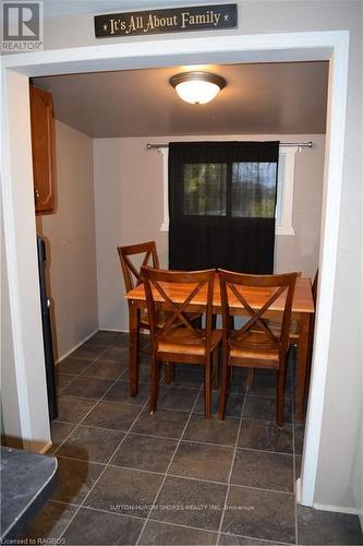 185 4Th Street, Arran-Elderslie, ON - Indoor Photo Showing Dining Room