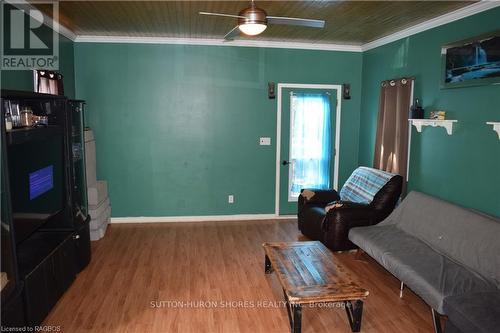 185 4Th Street, Arran-Elderslie, ON - Indoor Photo Showing Other Room