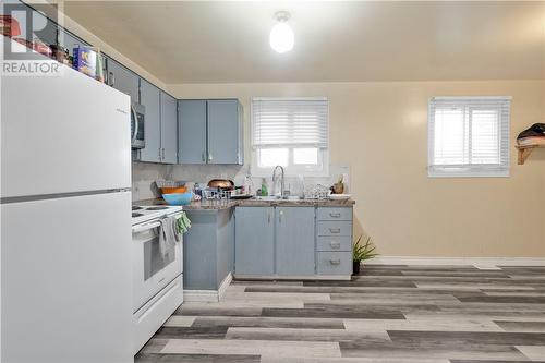 1318 Lillian Boulevard, Sudbury, ON - Indoor Photo Showing Kitchen