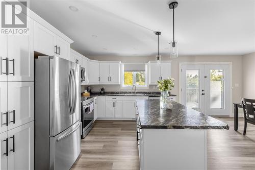 542 Boundary Rd, Sault Ste. Marie, ON - Indoor Photo Showing Kitchen With Double Sink With Upgraded Kitchen