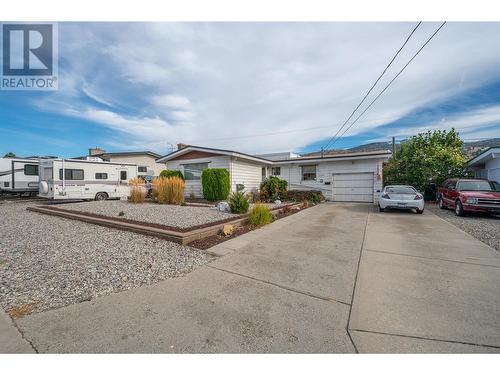 2430 Mckenzie Street, Penticton, BC - Outdoor