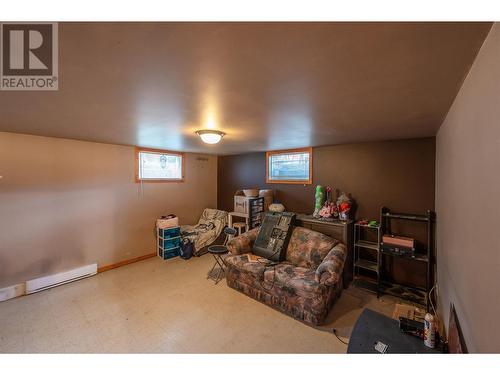 2430 Mckenzie Street, Penticton, BC - Indoor