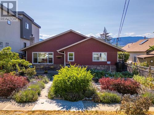 611 Burns Street, Penticton, BC - Outdoor