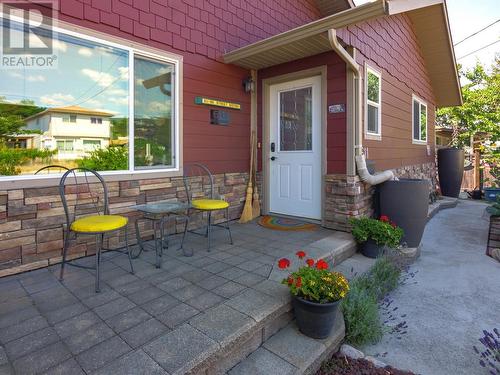 611 Burns Street, Penticton, BC - Outdoor With Deck Patio Veranda