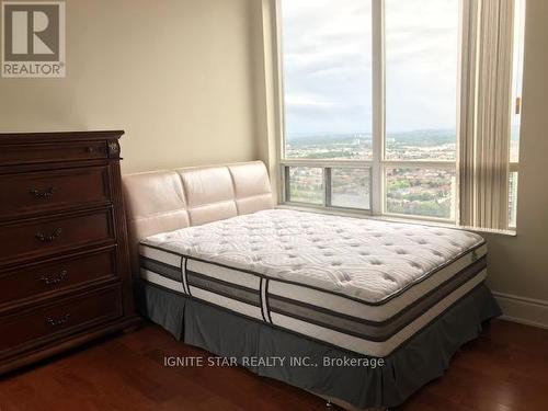 Ph10 - 3880 Duke Of York Boulevard, Mississauga, ON - Indoor Photo Showing Bedroom