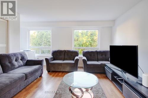 43 - 62 Moregate Crescent, Brampton, ON - Indoor Photo Showing Living Room