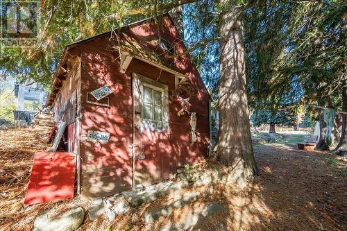 2747 Greenwood  Road, Nelson, BC - Outdoor