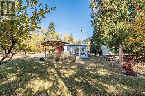 2747 Greenwood  Road, Nelson, BC - Outdoor