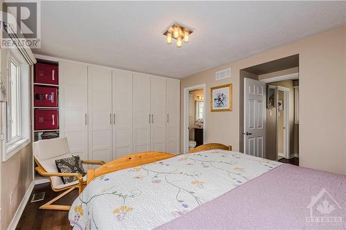 3483 River Run Avenue, Ottawa, ON - Indoor Photo Showing Bedroom