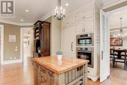 2 Sorrel Court, Toronto, ON - Indoor Photo Showing Other Room