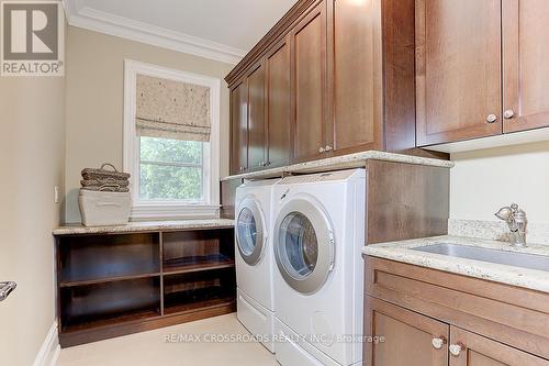 2 Sorrel Court, Toronto, ON - Indoor Photo Showing Laundry Room