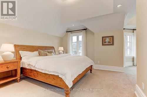 2 Sorrel Court, Toronto, ON - Indoor Photo Showing Bedroom