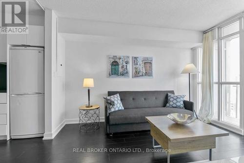 2903 - 15 Iceboat Terrace, Toronto, ON - Indoor Photo Showing Living Room