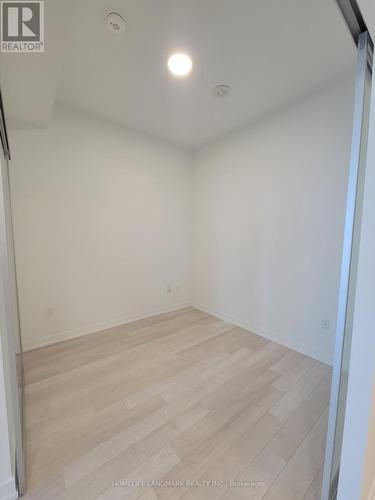 2110 - 39 Roehampton Avenue, Toronto, ON - Indoor Photo Showing Other Room