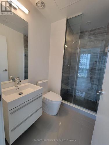 2110 - 39 Roehampton Avenue, Toronto, ON - Indoor Photo Showing Bathroom