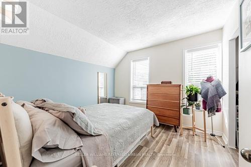 111 Jones Avenue, Toronto, ON - Indoor Photo Showing Bedroom