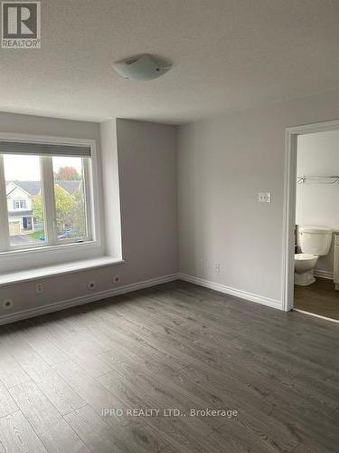 1736 Maple Grove Road, Stittsville - Munster - Richmond, ON - Indoor Photo Showing Other Room