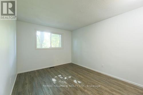 25 Marksam Road, Guelph, ON - Indoor Photo Showing Other Room