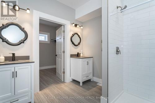 17 Deerhurst/Hghlds Drive, Huntsville, ON - Indoor Photo Showing Bathroom