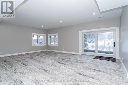 17 Deerhurst/Hghlds Drive, Huntsville, ON - Indoor Photo Showing Other Room