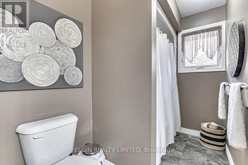 24 Cavanaugh Crescent, St. Thomas, ON - Indoor Photo Showing Bathroom