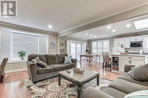 24 Cavanaugh Crescent, St. Thomas, ON - Indoor Photo Showing Living Room