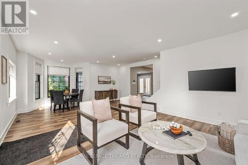 242 Hastings Street, North Middlesex (Parkhill), ON - Indoor Photo Showing Living Room