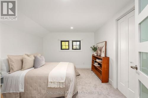 242 Hastings Street, North Middlesex (Parkhill), ON - Indoor Photo Showing Bedroom